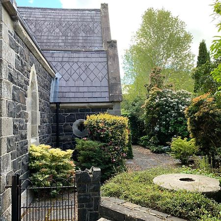 Old Schoolhouse, Galgorm Villa Exterior foto